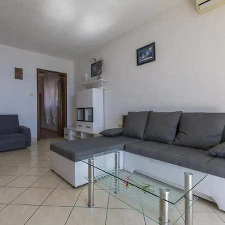 Ferienwohnung Fur 4 Personen Ca 36 M In Selce Bei Crikvenica, Kvarner Bucht Und Umgebung Апартаменты Цриквеница